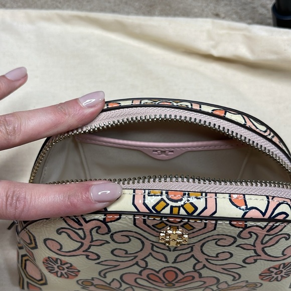 Tory Burch Hicks Garden collection cosmetic bag & continental wallet combo - Picture 8 of 17